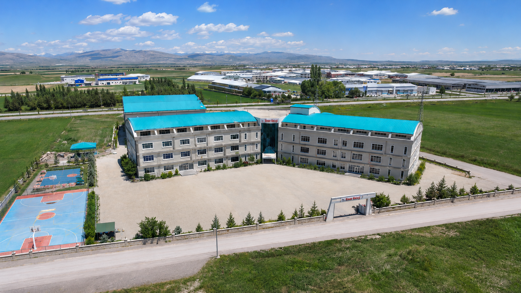 Erzurum Sınav Koleji kampüs alanı